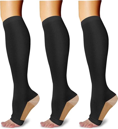 Xuhal 8 Pairs 3XL Extra Width <b>Socks</b> Oversized <b>Sock</b> Nylon Plus Size <b>Compression</b> <b>Socks</b> for Men and Women Wide Calf Cast <b>Sock</b> Wide Calf <b>Socks</b> for Swelling Feet, Black. . Amazon compression socks